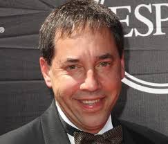 Bowling great needs sprint through Grand Rapids airport to advance