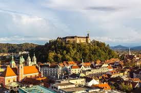 Een brede selectie van accommodatiemogelijkheden voor toeristen op onze website. Visiter Ljubljana En Slovenie Travelpassionate Com