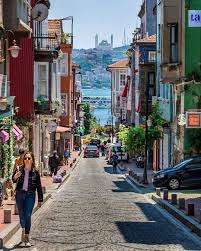 Чтобы сделать несколько ярких фото на фоне знаменитых «зефирных домиков» (разноцветные . Gid V Stambule Krasivye Ulochki Stambula Facebook