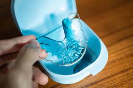 Dish soap, baking soda, white vinegar, or hydrogen peroxide. Everything You Need To Know About Dental Retainers Houston Orthodontic Specialists