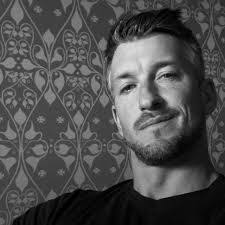 Jason Bartling's Instagram, Twitter & Facebook