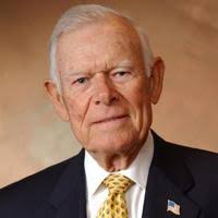 Insurance exec Lipscomb dead at age 92