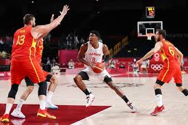 20:00 c 組 西班牙 vs 斯洛維尼亞 87:95 斯洛維尼亞勝 此次奧運籃球賽擁有 15 座金牌的 美國隊 依舊為奪金大熱門，但國際籃球聯合會對整體戰力評比， 澳洲、西班牙、美國 依序分別為 1、2、3 名， 澳洲隊 上有在 nba 馬刺隊效力的 patty mills、76 人隊的 matisse thybulle 等人，而 阿根廷、西班牙 也都是不容忽視的強隊! ä»Šæ—¥å¥§é‹ç±ƒçƒçœ‹é»ž æ—¥æœ¬æŒ'æˆ°æ–¯æ´›ç¶­å°¼äºžæ²–é¦–å‹è¥¿ç­ç‰™å¤§æˆ°é˜¿æ ¹å»· æ¯æ—¥é ­æ¢