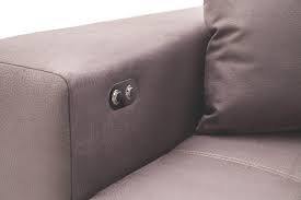 Kaufen sie ecksofa dario und viele weitere sofas mit relaxfunktion im onlineshop von livique. Sofa Mit Elektrischer Ottomane Caseconrad Com