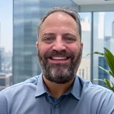 Commsor 🦕 is looking for it's next dino: a CSM.