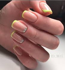 From dark yellow to neon yellow, see beautiful acrylic manicures here. Cute Summer Nails Acrylics Coffin Yellow Acrylics Yellow Coffin Short Coffin Nails Designs Short Coffin Nails Short Acrylic Nails Designs