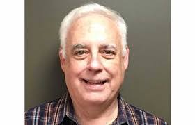 Kevin Knoll's Instagram, Twitter & Facebook