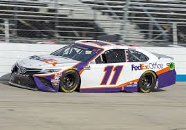 Nascar.com's chase wilhelm breaks down the round of 12 opener. Hamlin Gets 1st Win At Dover The Blade
