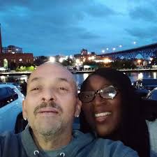 Should spaghetti be served with fried fish?