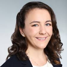 Hannah Roach, MD (she/her) (@HannahRRoach)