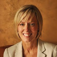 Dawn Decker's Instagram, Twitter & Facebook