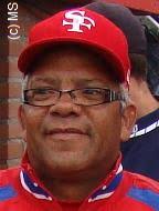 Amsterdam, Kinheim win; Anasagasti to step down