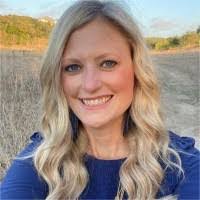 Genevieve Childress's Instagram, Twitter & Facebook