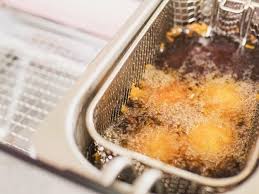 Ini adalah salah satu resep rumah super berguna yang memberi kita banyak dan semua orang suka. 6 Tips Goreng Ala Deep Fry Agar Masakan Renyah Cara Memilih Minyak