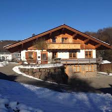 Unser haus „alpenrose liegt ruhig abseits der straße und doch zentral. Haus Alpenrose