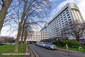 Central london is only 15 miles away, easily accessed via the nearby m4 motorway, or in 25 minutes on the heathrow express train. Holiday Inn Heathrow M4 J4 Near To Heathrow Airport
