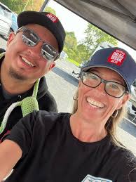 Wow! Great day of racing🚐💨💨💨 the van did her best time today 10.5  Hoover and West was running around saying hi and wishing as many racers as  the could Good luck and