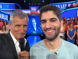 Kévin, N'oubliez pas les paroles : son frère, ses parents, ses or ...