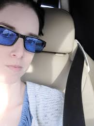 How do I fix a seat belt that doesn't retract? Update: thanks all! The seat  was back to far so it was caught. I also cleaned too.