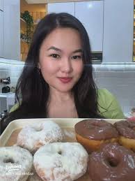 Tips Membuat Donat Empuk dan Matang Merata ala IRT: Mengatasi Donat Gosong  Saat Memasak