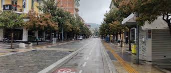 Αθήνα θεσσαλονίκη πάτρα σπάρτη ιωάννινα ηράκλειο λάρισα βόλος καβάλα αλεξανδρούπολη σέρρες καλαμάτα ρόδος. Koronoios Serres Ena Bhma Prin To Topiko Lockdown Serres Ant1 News