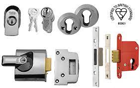 This includes everything from high security front and back doors to internal and decorative doors. Yale Bs1 Front Door Lock Set Keyed Alike For 50 63mm Door Sds London