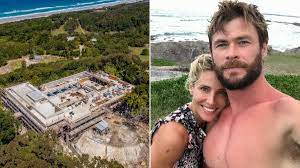 The thor star, shared a sneak peek inside the home, revealing that one of the rooms was decorated with a mural by an indigenous painter named otis hope carey. Chris Hemsworth And Elsa Pataky S New Byron Bay Build Divides Locals