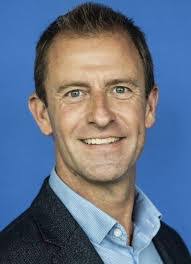 Guy Oliver's Instagram, Twitter & Facebook