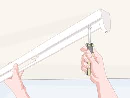 See full list on doityourself.com 3 Easy Ways To Remove A Fluorescent Light Wikihow