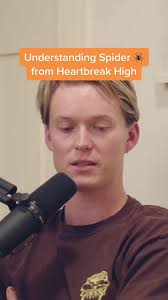 Aleks Hammo (@alekshammo)