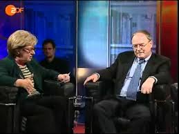 Das literarische quartett ist eine literatursendung des zweiten deutschen fernsehens, bis 2001 koproduziert vom orf. Das Literarische Quartett Der Krach Youtube