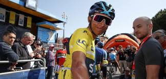 The peleton rides past the pyramid of the louvre museum. Oakley Sutro Bernal Shop Clothing Shoes Online