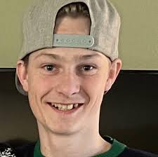 Damian Barkow and Emily Aamodt's Wedding Website