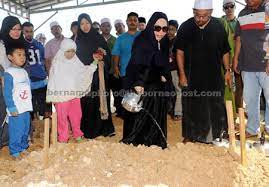 Dato seri vida.fanpages, ipoh, perak. Loud Explosion Preceded Fatal House Fire Borneo Post Online