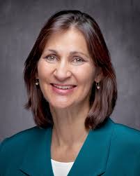 Amy Khan's Instagram, Twitter & Facebook