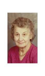 Helen Blakeslee's Instagram, Twitter & Facebook