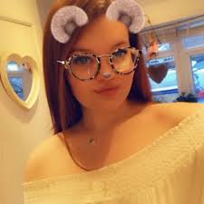 Elspeth King (@elspethking16)