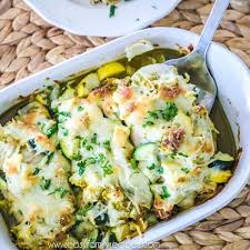 Baked Chicken And Zucchini One Dish Easy Dinner Recipe Zucchini Casserole Recipes Easy Family Meals Chicken Zucchini Casserole