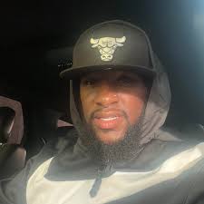 Group members encouraged to post mlb pick