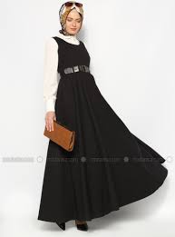 Kemerli Jile Elbise Siyah Sultan I Yegah Elbise Moda Stilleri The Dress