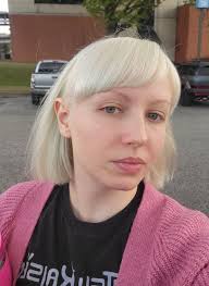 Tips for bleaching black hair after split hair colour?