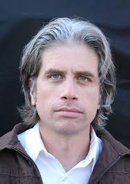 Baggage (Short 2012)