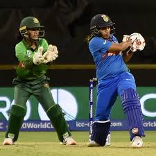 She was the part of the indian women cricket team to reach the final of the 2017 women's cricket world cup where the team lost to england by nine runs. à²µ à²¦ à²• à²· à²£à²® à²° à²¤ à²µ à²• à²ª à²¡ à²¯