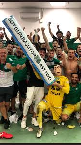 Adana demirspor ile bursaspor play off yarı final müsabakalarının ilk maçına yarın bursa belediye stadında çıkacak. Adana Demirspor Dan Bursaspor A Kasa Gibi Kapak