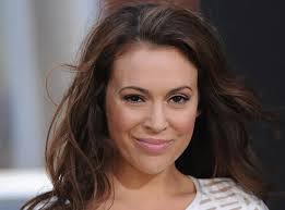 Alyssa Milano : elle balance sur "Charmed" et sur Shannen Doherty !