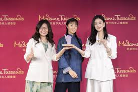 以梦为马向“欣”而行北京杜莎夫人蜡像馆揭幕蒋欣蜡像- 中国日报网