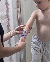 Shower shield water barriers are easy to use apply and remove. Shower Shield Water Barrier 4 X4 Catheter Picc Line Cover 1 Week Pack 7 Shower Shields Buy Online In Antigua And Barbuda At Antigua Desertcart Com Productid 7690494