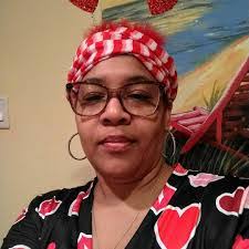 Melvina Pratt's Instagram, Twitter & Facebook