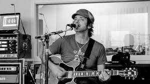 Las últimas horas del músico argentino antes de caer en coma. La Ultima Desenfrenada Fiesta De Gustavo Cerati Antes Del Coma Radio Oasis