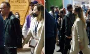 Li avevamo incontrati a uomini e donne, denise e sebastiano, conosciutisi in quello studio, nonostante le iniziali difficoltà caratteriali, avevano deciso di uscire insieme dal programma, oggi, peró, le cose tra i due non sembrano essere andate per niente bene. Hubctgrwwekdsm